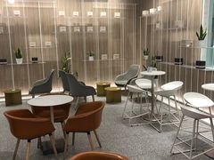 大堂-奈雪的茶(市百一店)