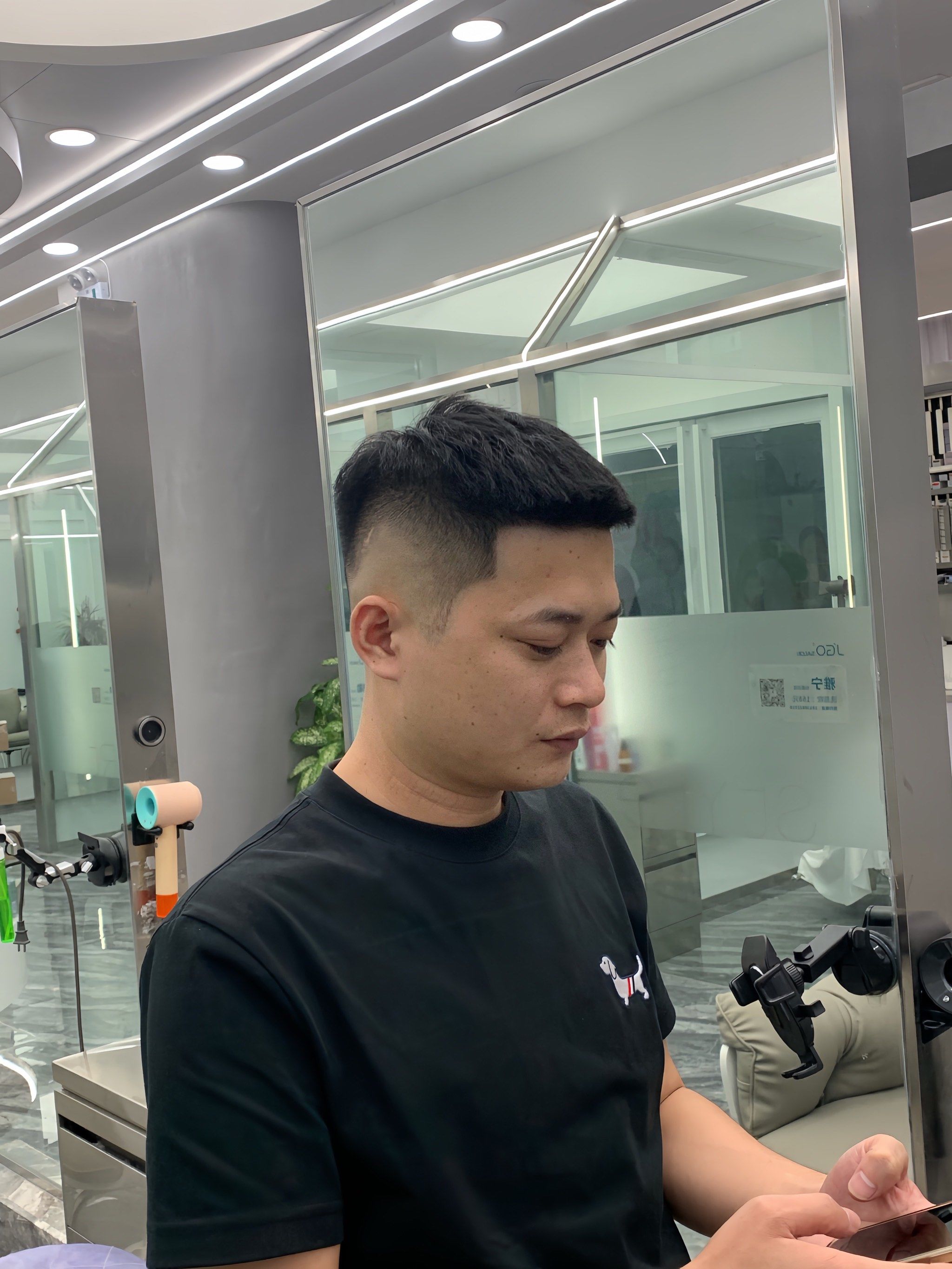 学理发光宗耀祖#男士发型 #懂你的发型师 #男生发型设计