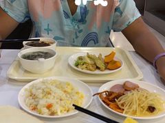 -碧中海汤泉汗蒸酒店