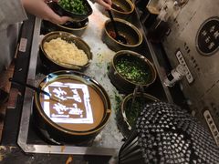 -呷哺呷哺(凯旋广场店)