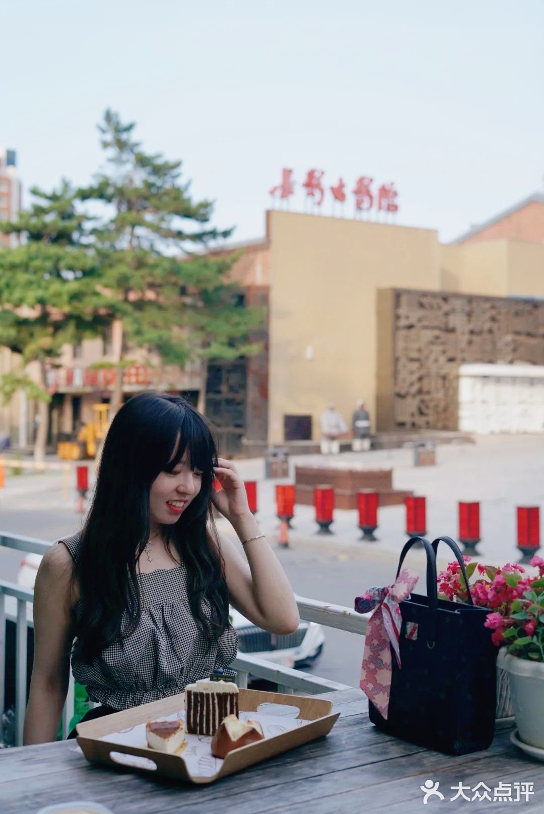 长春｜50块钱4个糕！露台可以看到长影电影院🎬的日系面包店
