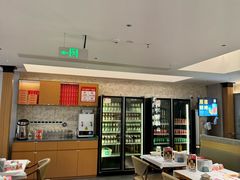 -肥肥虾庄·金牌油焖大虾(汉口城市广场店)