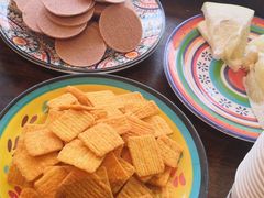 -老牌坊云南鱼豆花火锅(哈西万达店)