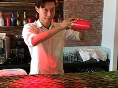 iphone_upload_pic-赢吧Bliss音乐酒吧
