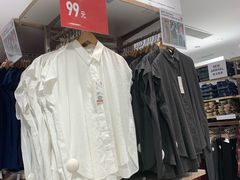 -优衣库(北京万柳华联购物中心店)