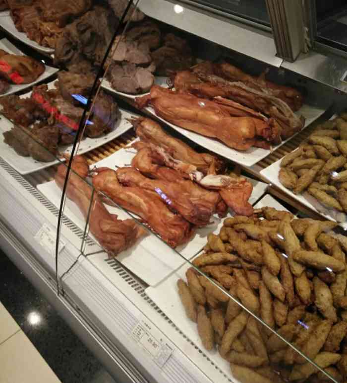 阿满食品(繁荣市场店)-"现在长春真是遍地是阿满啊,在长春人的菜谱.