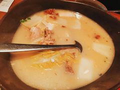 鸭架炖白菜豆腐汤-青年公社烤鸭(宝杨宝龙广场店)