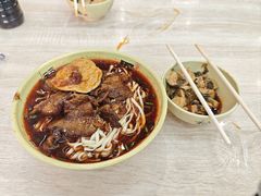 大肉面-胡氏面馆