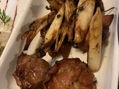 香草大葱烤鸡肉-Kitchen·Y洋厨房西餐厅(王府壹号店)
