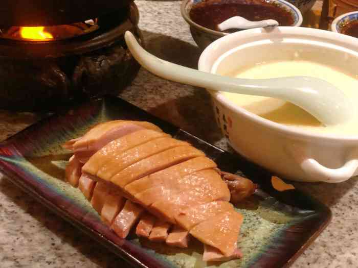 南京大牌档(金鹰世界店)-"满意,电话预约卡座,接线员很客气,菜品满.