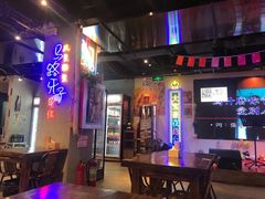 -马路牙子地桌烤肉(工体店)