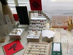-LADY FAFA(巨鹿路陕西南路路口店)