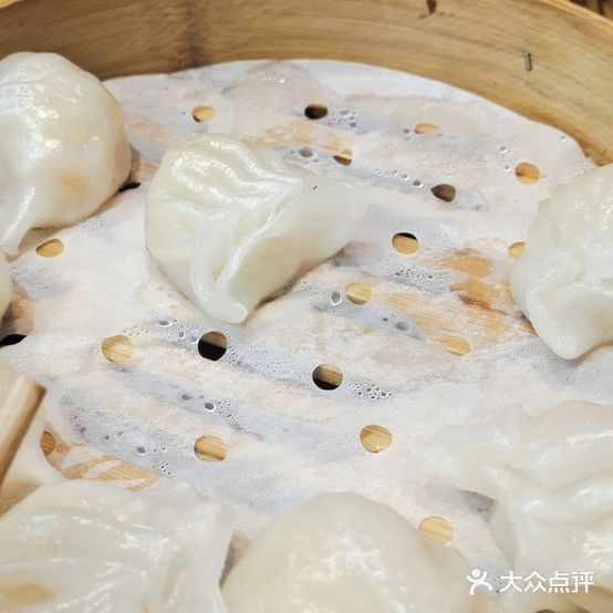 蚝本蚝生蚝海鲜研究所(广场店)