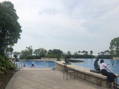 -上海滴水湖皇冠假日酒店