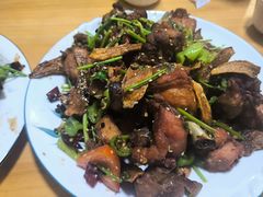 -美顺香食府鱼头老店(雪野湖店)