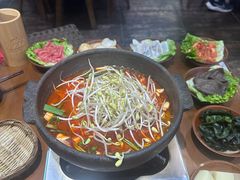 -黔有有贵州酸汤夺夺粉火锅(五味十字店)