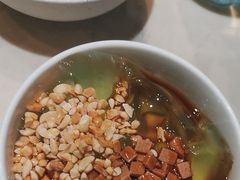 -渔语鱼酸菜鱼新川菜(来福士店)