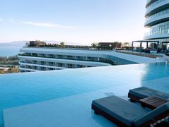 -瑰丽酒店·海吧·天际下午茶·现场DJ·天台酒吧