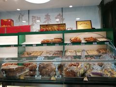 面包甜点陈列柜-南来顺饭庄·清真(南菜园店)