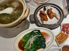 -炆艺乳鸽·煲仔饭大排档(望京来广营店)