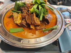 -霄汉牛三鲜湖北砂锅菜(万松园2店)