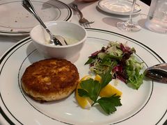 招牌蟹肉饼-Wolfgang’s Steakhouse 沃夫冈牛排馆(上海白玉兰广场店)