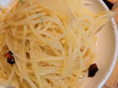 酸辣土豆丝-老头儿油爆虾(胜利河美食街店)