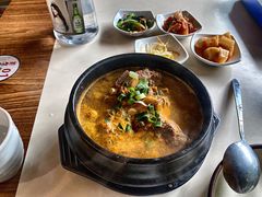 脊骨土豆汤-首尔土豆汤(红梅小区店)
