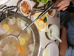 -左庭右院鲜牛肉火锅(浦江欢乐颂店)