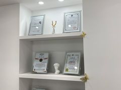 -ME觅妆·定制美妆·彩妆私教(菱角湖店)