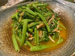 酸笋炒空心菜-浩海火燒雲傣家菜(静安芮欧店)