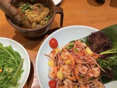 -老滇山寨•云南特色菜•地方菜•民族风情歌舞表演(金碧店)