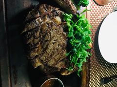 特色澳洲和牛战斧牛排-Kathleen's Waitan 凯圣琳江景西餐厅(外滩店)