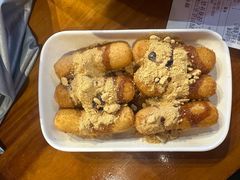 -爆炸头阿姨小四川正宗川味小吃(无任何分店)