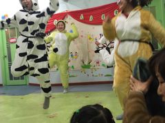 -四叶草托育园(张江园店)