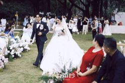-予白婚纱礼服馆