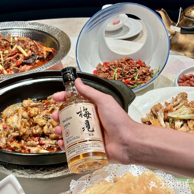 救命这真的是长沙湘菜届最好吃的[流泪]人均40r