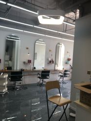 -茶发Salon·烫发染发理发