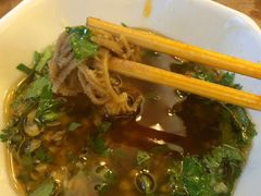-山城年华老火锅(玉林店)