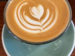 -Be Lived Cafe比例咖啡(摩天轮店)