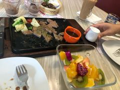 -必胜客(WOW贺州灵峰店)