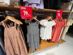 -优衣库(北京万柳华联购物中心店)