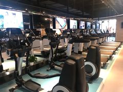 -懒人Club健身(卓越时代广场店)