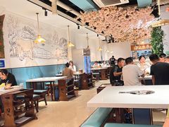 -贵府酸汤牛肉火锅·贵州老字号(飞山街店)