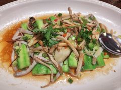 -龙悦湾酒家·八阵鱼生·渔人码头店