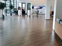 -宁波宝信宝马4S店(江北日湖店)