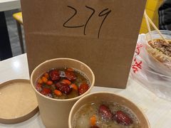 -帅小六刨冰·不一样的奶冰(总店)
