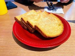 咖椰吐司-HELLO 27 意面·沙拉·帕尼尼