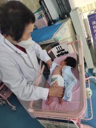 -母仪天下月子中心(光谷店)