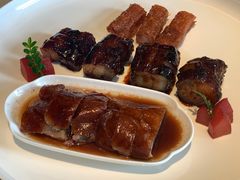 脆皮BB猪拼黑叉烧脆叉烧三拼-炳胜品味(海印总店)